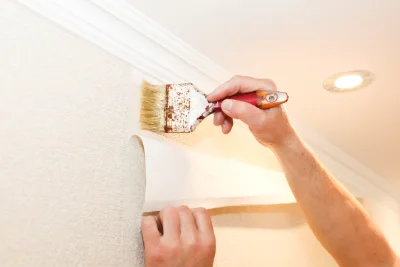 Pose de papier peint à Bouy — revêtements muraux et toiles de verre
